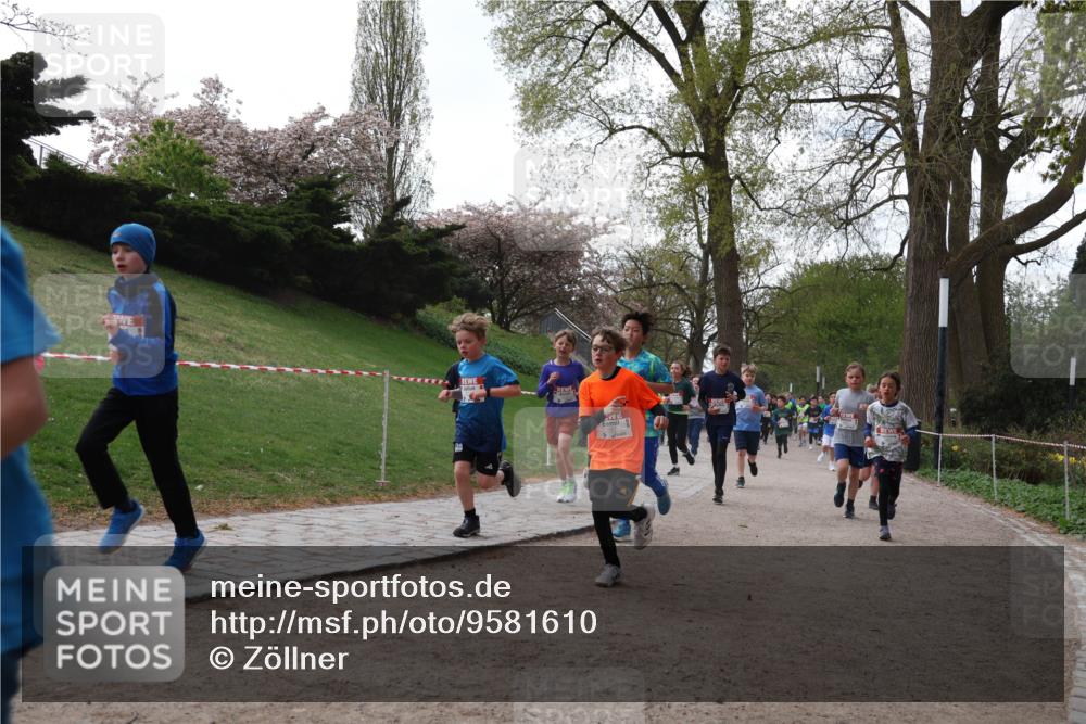 25.04.2026 - Das Zehntel Zöllner http://msf.ph/oto/9581610 25.04.2026 08:39:51 Laufen 22 meine-sportfotos.de