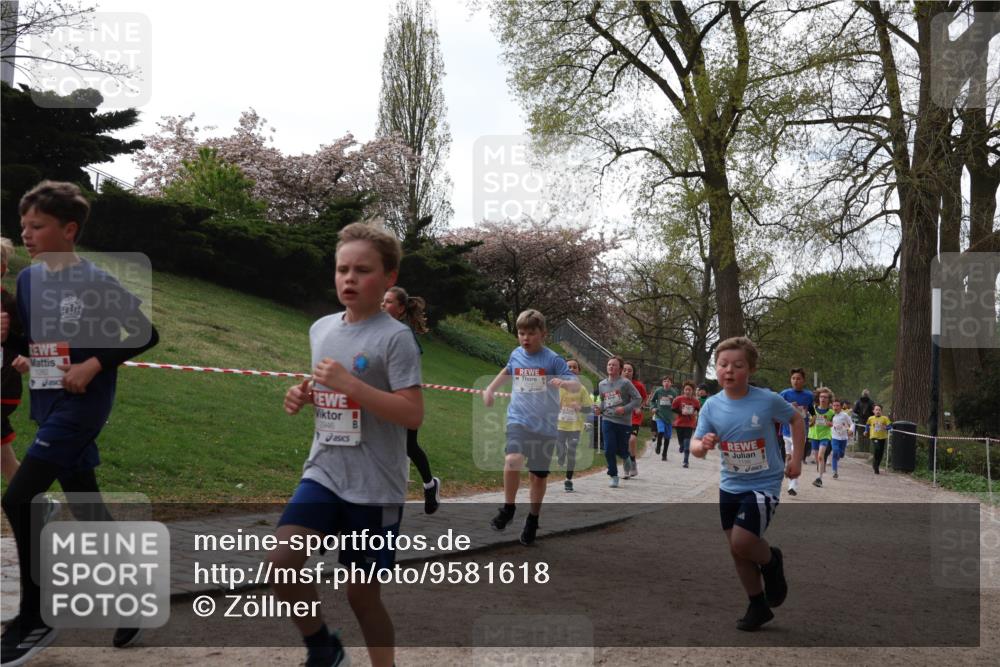 25.04.2026 - Das Zehntel Zöllner http://msf.ph/oto/9581618 25.04.2026 08:39:54 Laufen 2946 meine-sportfotos.de