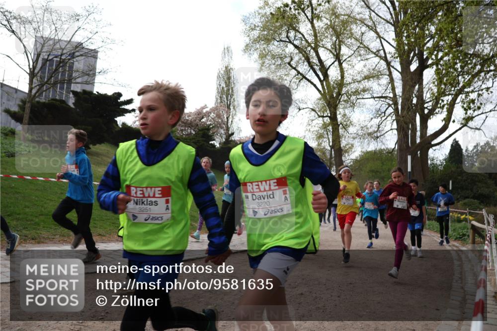 25.04.2026 - Das Zehntel Zöllner http://msf.ph/oto/9581635 25.04.2026 08:40:03 Laufen 3251, 3220 meine-sportfotos.de