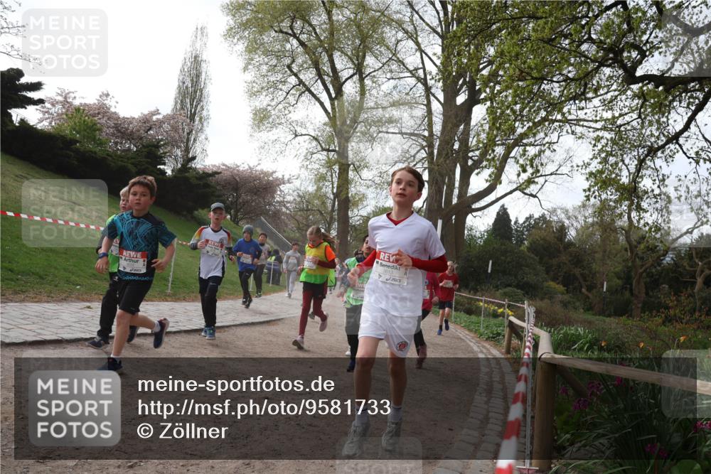 25.04.2026 - Das Zehntel Zöllner http://msf.ph/oto/9581733 25.04.2026 08:40:48 Laufen 3613 meine-sportfotos.de