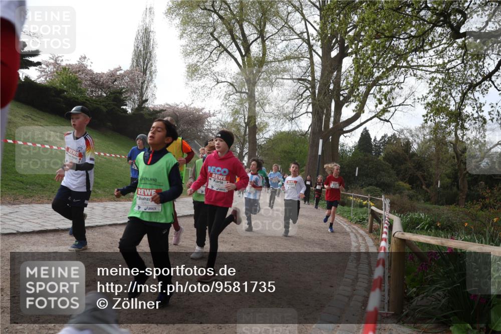 25.04.2026 - Das Zehntel Zöllner http://msf.ph/oto/9581735 25.04.2026 08:40:49 Laufen 3261 meine-sportfotos.de