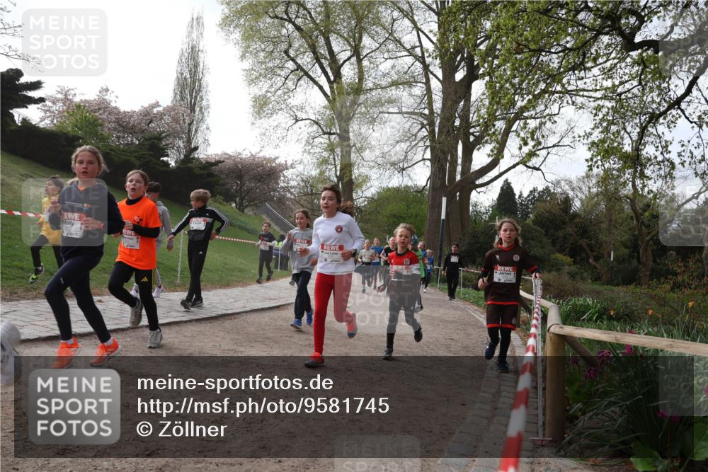 25.04.2026 - Das Zehntel Zöllner http://msf.ph/oto/9581745 25.04.2026 08:40:54 Laufen 7 meine-sportfotos.de
