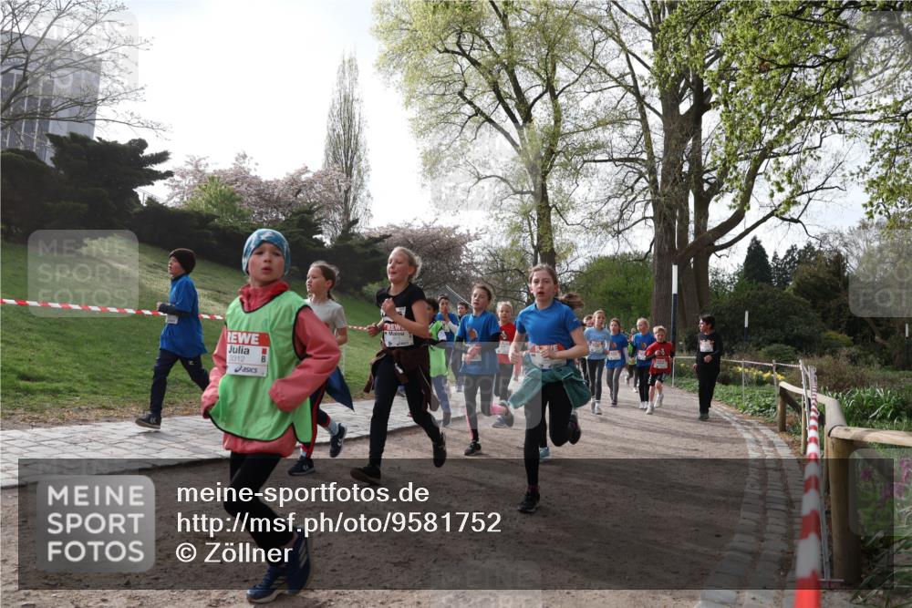 25.04.2026 - Das Zehntel Zöllner http://msf.ph/oto/9581752 25.04.2026 08:40:58 Laufen 3312 meine-sportfotos.de