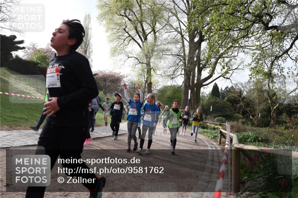 25.04.2026 - Das Zehntel Zöllner http://msf.ph/oto/9581762 25.04.2026 08:41:02 Laufen  meine-sportfotos.de