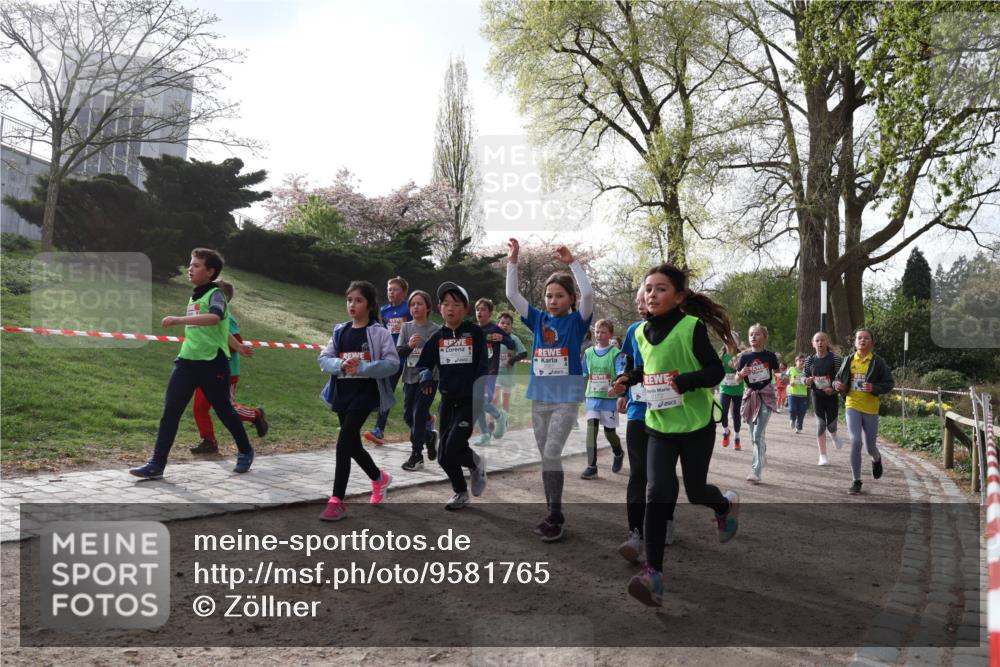 25.04.2026 - Das Zehntel Zöllner http://msf.ph/oto/9581765 25.04.2026 08:41:02 Laufen  meine-sportfotos.de