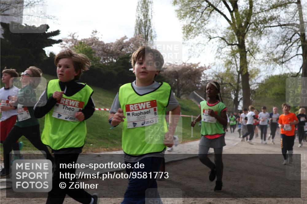 25.04.2026 - Das Zehntel Zöllner http://msf.ph/oto/9581773 25.04.2026 08:41:07 Laufen 3210, 3203, 18 meine-sportfotos.de