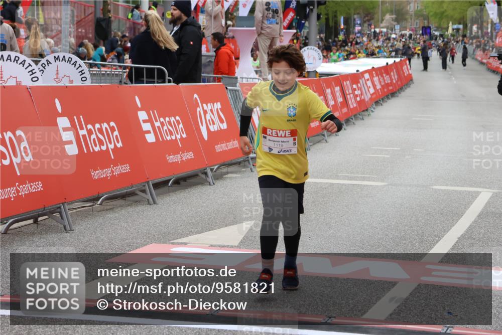 25.04.2026 - Das Zehntel Strokosch-Dieckow http://msf.ph/oto/9581821 25.04.2026 09:00:47 Ziel 1119, 1143, 1157, 1355, 1720, 1779, 1843, 1918, 1971, 2023, 2192, 2425, 2458, 2460, 2694, 2698, 2840, 3079, 3085, 3377, 3387, 3414, 3436, 3723, 3766, 3827, 4005, 1119, 1143, 1157, 1355, 1720, 1779, 1843, 1918, 1971, 2023, 2192, 2425, 2458, 2460, 2694, 2698, 2840, 3079, 3085, 3377, 3387, 3414, 3436, 3723, 3766, 3827, 4005 meine-sportfotos.de