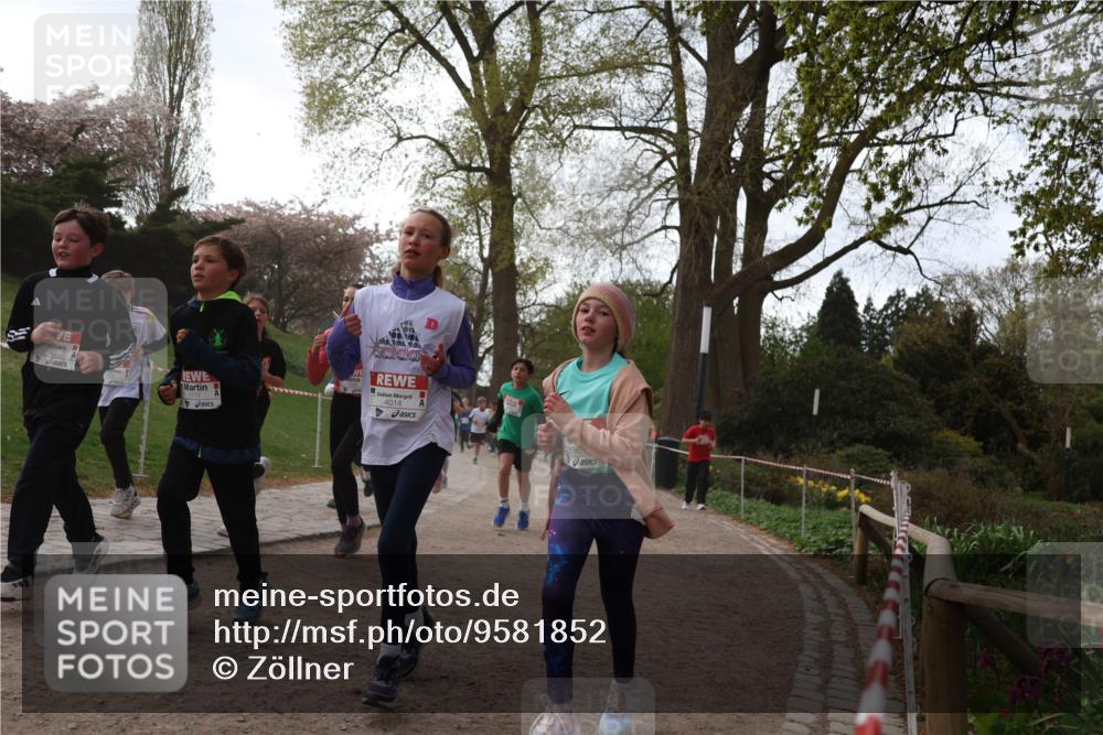 25.04.2026 - Das Zehntel Zöllner http://msf.ph/oto/9581852 25.04.2026 08:41:43 Laufen 1717, 4014, 4 meine-sportfotos.de