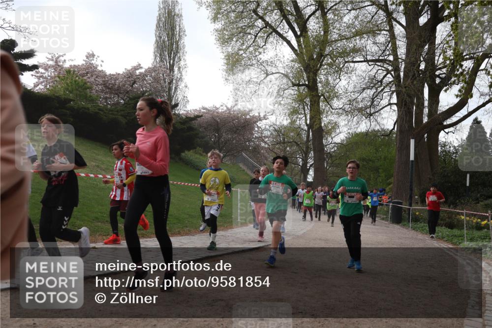 25.04.2026 - Das Zehntel Zöllner http://msf.ph/oto/9581854 25.04.2026 08:41:45 Laufen  meine-sportfotos.de