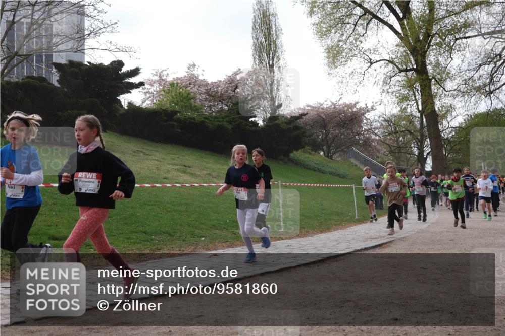 25.04.2026 - Das Zehntel Zöllner http://msf.ph/oto/9581860 25.04.2026 08:41:47 Laufen 2039 meine-sportfotos.de