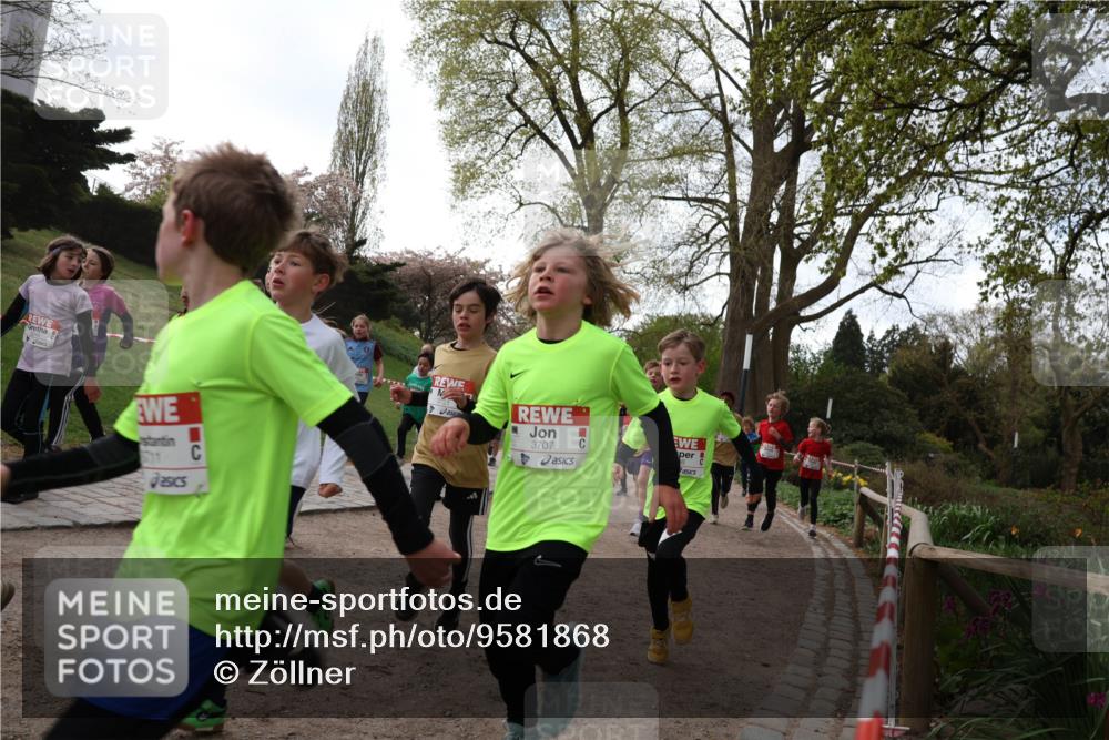 25.04.2026 - Das Zehntel Zöllner http://msf.ph/oto/9581868 25.04.2026 08:41:52 Laufen 5711, 3707 meine-sportfotos.de