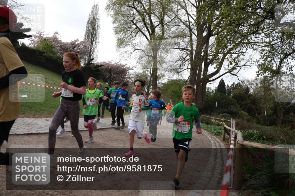 25.04.2026 - Das Zehntel Zöllner http://msf.ph/oto/9581875 25.04.2026 08:41:55 Laufen 1676 meine-sportfotos.de