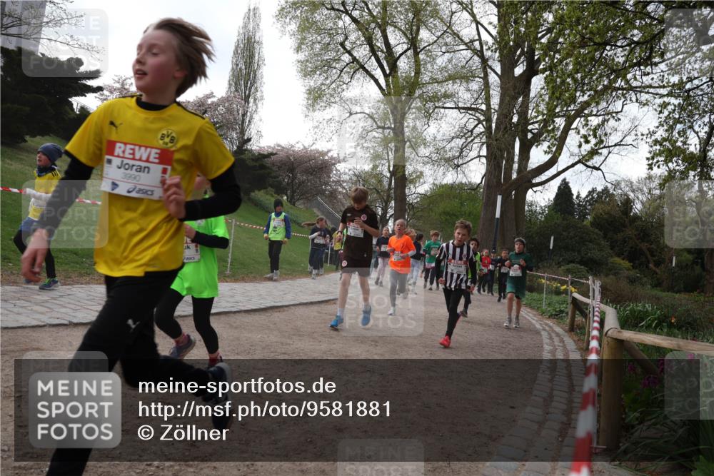 25.04.2026 - Das Zehntel Zöllner http://msf.ph/oto/9581881 25.04.2026 08:41:58 Laufen 3990 meine-sportfotos.de