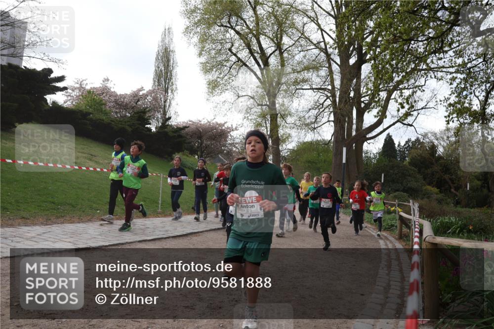 25.04.2026 - Das Zehntel Zöllner http://msf.ph/oto/9581888 25.04.2026 08:42:01 Laufen 1323 meine-sportfotos.de