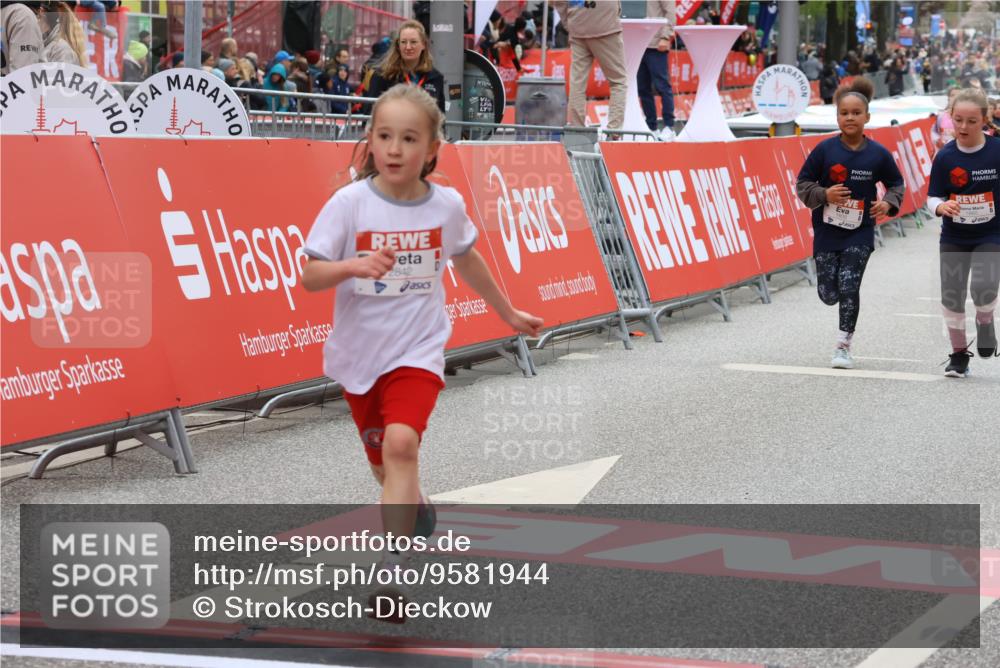 25.04.2026 - Das Zehntel Strokosch-Dieckow http://msf.ph/oto/9581944 25.04.2026 09:05:00 Ziel 1228, 1439, 1661, 1793, 2397, 2839, 2996, 3451, 3880, 1228, 1439, 1661, 1793, 2397, 2839, 2996, 3451, 3880 meine-sportfotos.de