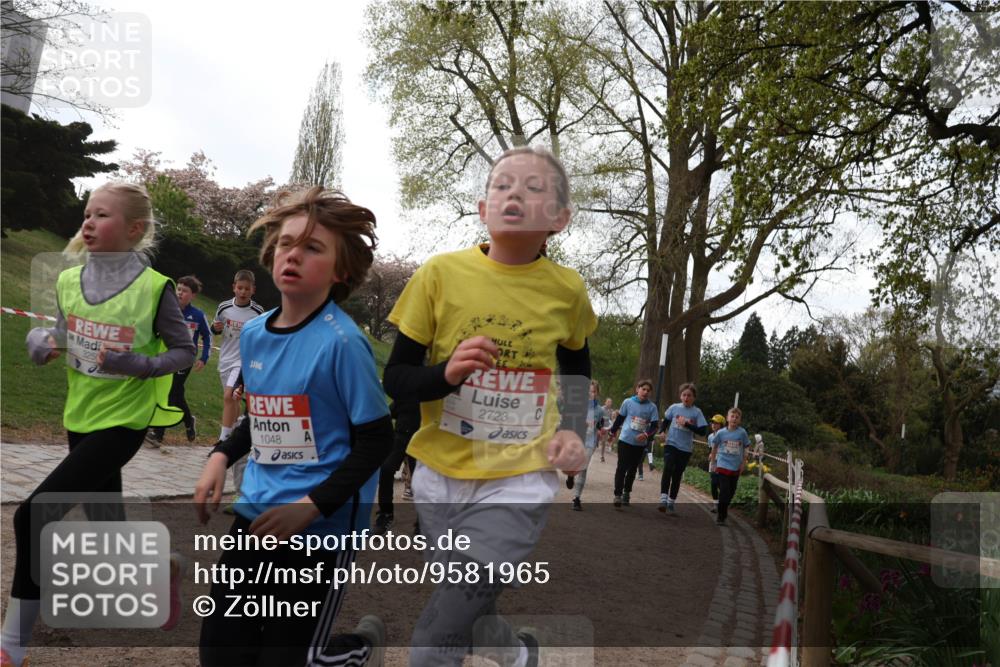 25.04.2026 - Das Zehntel Zöllner http://msf.ph/oto/9581965 25.04.2026 08:42:33 Laufen 3250, 9110, 1048, 2723 meine-sportfotos.de