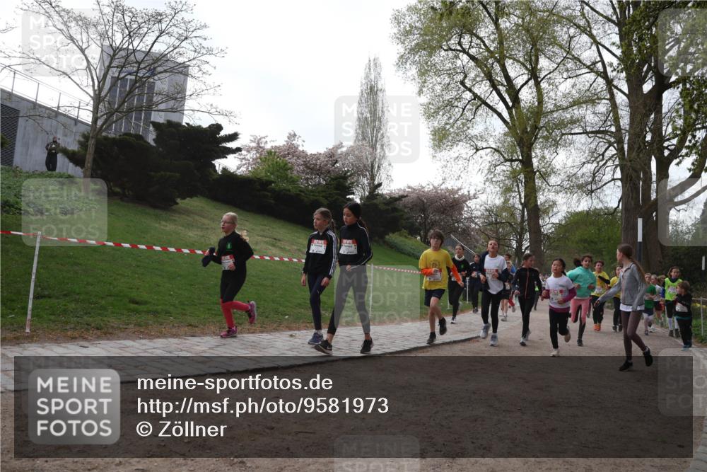 25.04.2026 - Das Zehntel Zöllner http://msf.ph/oto/9581973 25.04.2026 08:42:37 Laufen  meine-sportfotos.de