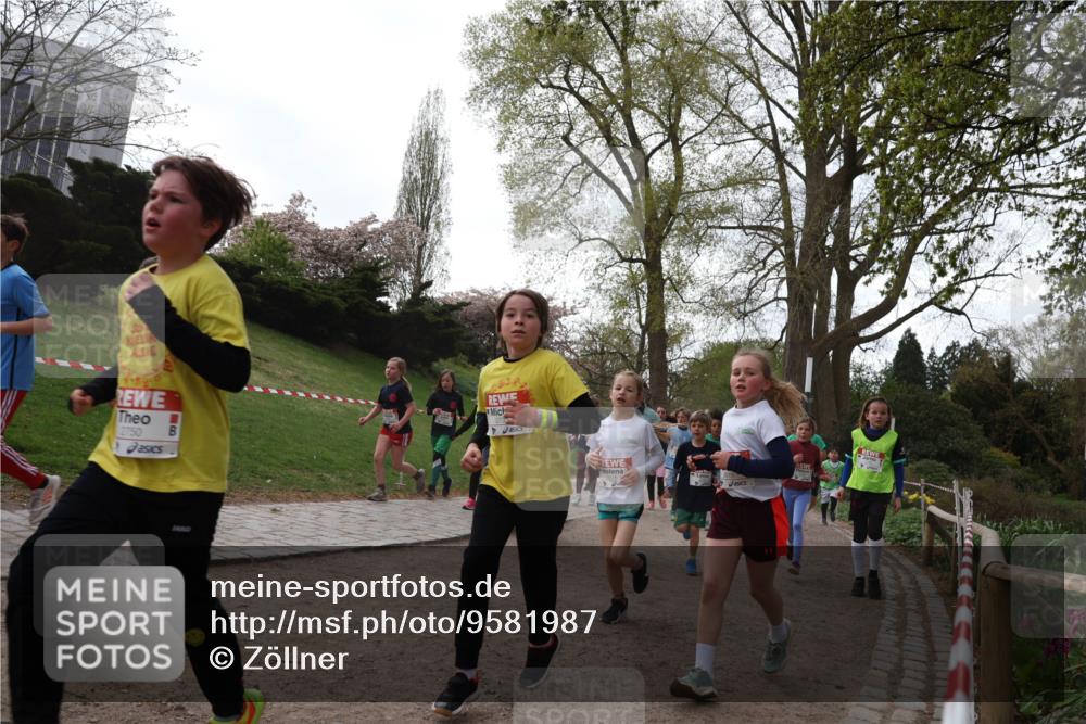 25.04.2026 - Das Zehntel Zöllner http://msf.ph/oto/9581987 25.04.2026 08:42:42 Laufen 2750 meine-sportfotos.de