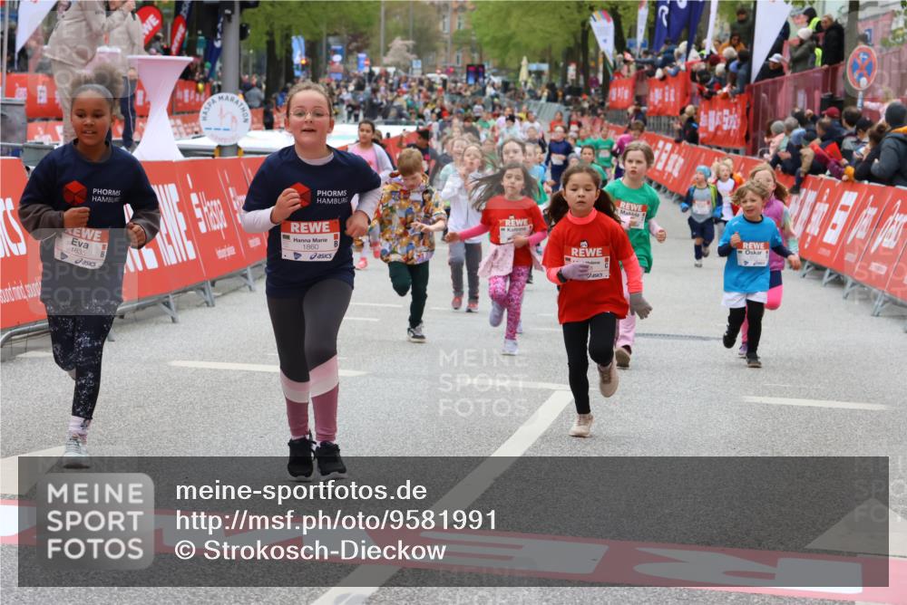 25.04.2026 - Das Zehntel Strokosch-Dieckow http://msf.ph/oto/9581991 25.04.2026 09:05:02 Ziel 1793, 1835, 1860, 2397, 2842, 2996, 3451, 3459, 3880, 1793, 1835, 1860, 2397, 2842, 2996, 3451, 3459, 3880 meine-sportfotos.de