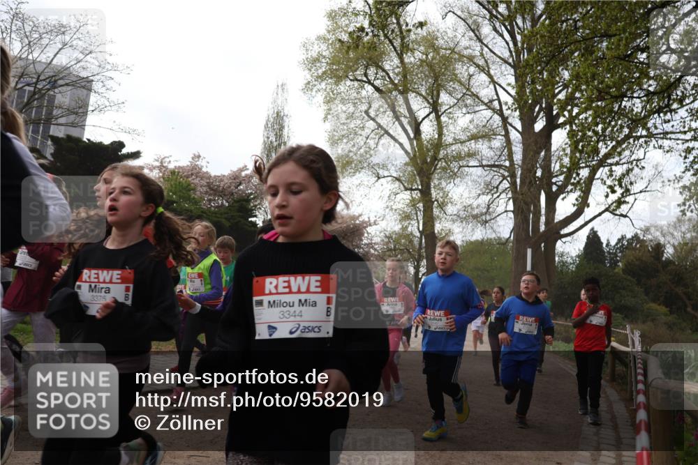 25.04.2026 - Das Zehntel Zöllner http://msf.ph/oto/9582019 25.04.2026 08:42:54 Laufen 3375, 3344 meine-sportfotos.de