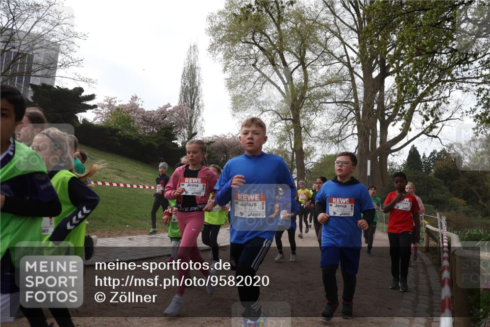 25.04.2026 - Das Zehntel Zöllner http://msf.ph/oto/9582020 25.04.2026 08:42:55 Laufen 2147, 2150 meine-sportfotos.de