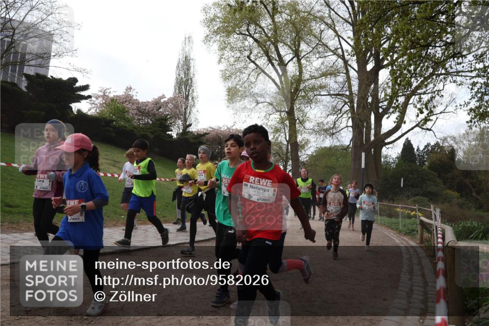 25.04.2026 - Das Zehntel Zöllner http://msf.ph/oto/9582026 25.04.2026 08:42:57 Laufen 1100 meine-sportfotos.de