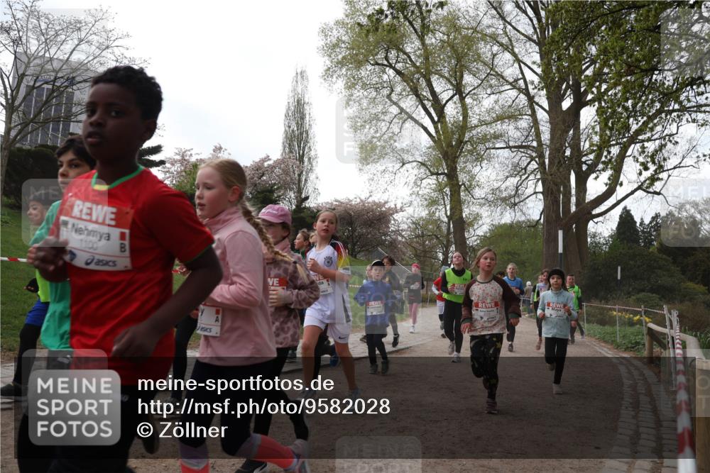 25.04.2026 - Das Zehntel Zöllner http://msf.ph/oto/9582028 25.04.2026 08:42:58 Laufen 1100 meine-sportfotos.de