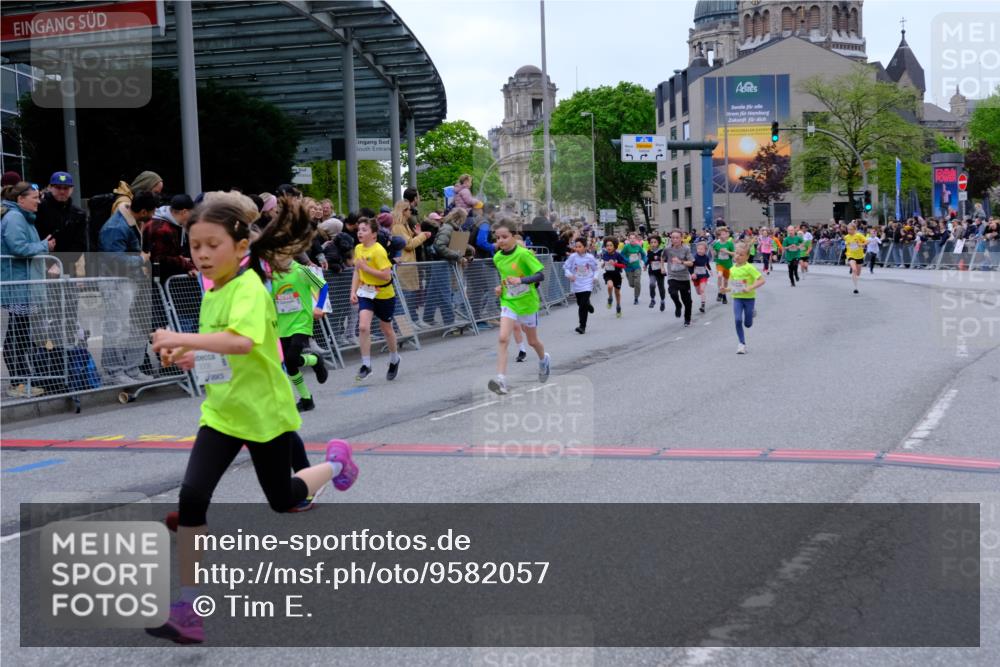 25.04.2026 - Das Zehntel Tim E. http://msf.ph/oto/9582057 25.04.2026 12:51:13 Ziel 3920, 10164, 10188, 10230, 10307, 10635, 10649, 11011, 11033, 11506, 11527, 11592, 11839, 11917, 12205, 12207, 12299, 12318, 12393, 12444, 12459, 12709, 12759, 13007, 13008, 13009, 13010, 13012, 13034 meine-sportfotos.de