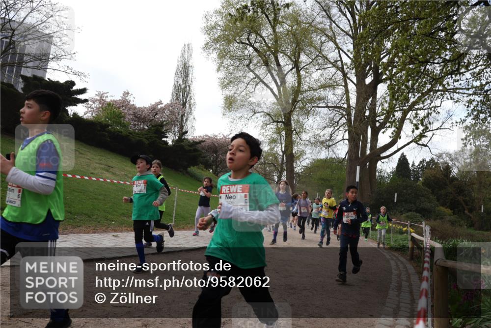 25.04.2026 - Das Zehntel Zöllner http://msf.ph/oto/9582062 25.04.2026 08:43:14 Laufen 2436 meine-sportfotos.de