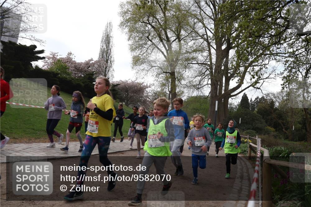 25.04.2026 - Das Zehntel Zöllner http://msf.ph/oto/9582070 25.04.2026 08:43:18 Laufen 1075 meine-sportfotos.de
