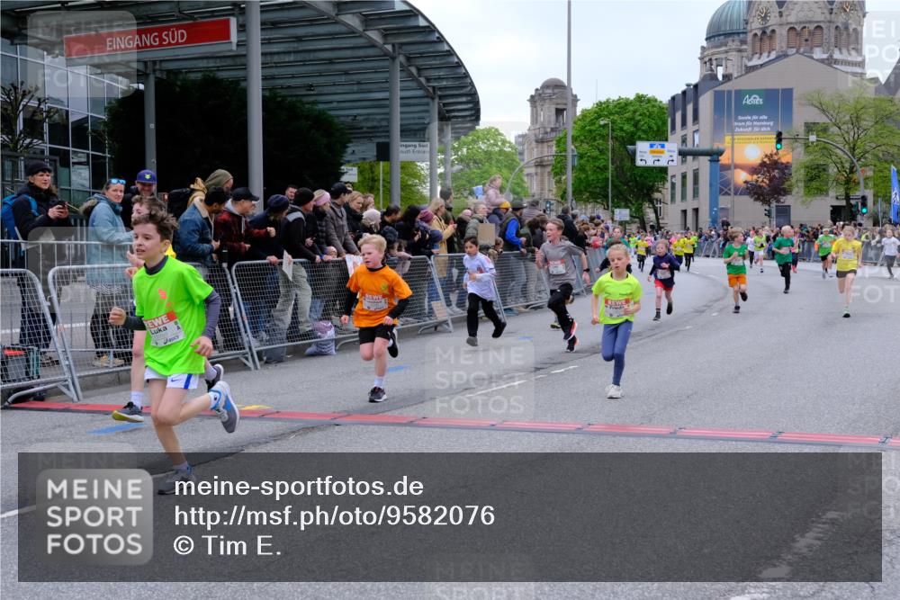 25.04.2026 - Das Zehntel Tim E. http://msf.ph/oto/9582076 25.04.2026 12:51:15 Ziel 10164, 10188, 10230, 10307, 10635, 10639, 10641, 10649, 11011, 11033, 11422, 11449, 11466, 11506, 11527, 11592, 11839, 11917, 12205, 12207, 12299, 12318, 12393, 12444, 12459, 12709, 12759, 13007, 13008, 13009, 13010, 13012, 13034 meine-sportfotos.de