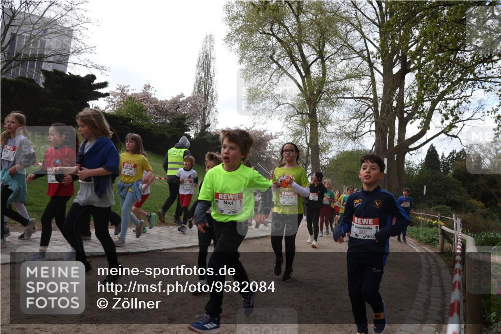 25.04.2026 - Das Zehntel Zöllner http://msf.ph/oto/9582084 25.04.2026 08:43:23 Laufen 2229, 2217 meine-sportfotos.de