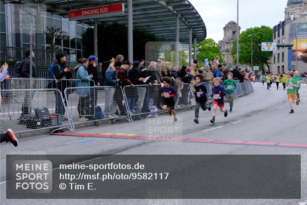 25.04.2026 - Das Zehntel Tim E. http://msf.ph/oto/9582117 25.04.2026 12:51:17 Ziel 10164, 10188, 10230, 10635, 10639, 10641, 10649, 11011, 11033, 11040, 11041, 11422, 11449, 11466, 11506, 11527, 11592, 11965, 12193, 12299, 12318, 12393, 12459, 12759, 13007, 13008, 13009, 13010 meine-sportfotos.de