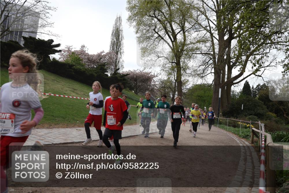 25.04.2026 - Das Zehntel Zöllner http://msf.ph/oto/9582225 25.04.2026 08:44:25 Laufen 42 meine-sportfotos.de