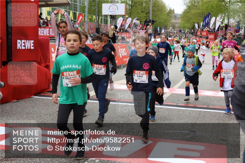 25.04.2026 - Das Zehntel Strokosch-Dieckow http://msf.ph/oto/9582251 25.04.2026 09:05:14 Ziel 2194, 2427, 2487, 2934, 2997, 3007, 3024, 3504, 3727, 3740, 3809, 3810, 3860, 3865, 3881, 3885, 2194, 2427, 2487, 2934, 2997, 3007, 3024, 3504, 3727, 3740, 3809, 3810, 3860, 3865, 3881, 3885 meine-sportfotos.de