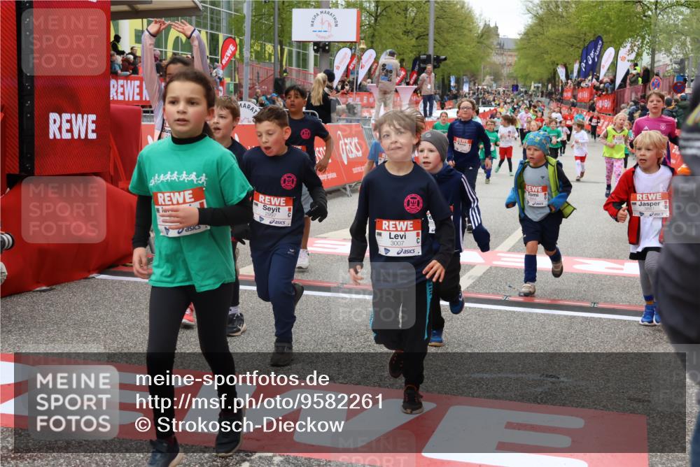 25.04.2026 - Das Zehntel Strokosch-Dieckow http://msf.ph/oto/9582261 25.04.2026 09:05:14 Ziel 2194, 2427, 2487, 2934, 2997, 3007, 3024, 3504, 3727, 3740, 3809, 3810, 3860, 3865, 3881, 3885, 2194, 2427, 2487, 2934, 2997, 3007, 3024, 3504, 3727, 3740, 3809, 3810, 3860, 3865, 3881, 3885 meine-sportfotos.de