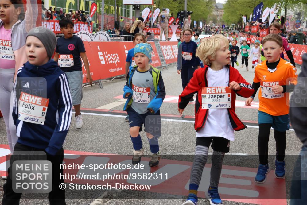 25.04.2026 - Das Zehntel Strokosch-Dieckow http://msf.ph/oto/9582311 25.04.2026 09:05:16 Ziel 1392, 2194, 2346, 2427, 2487, 2934, 2997, 3007, 3014, 3024, 3860, 3865, 3881, 3885, 1392, 2194, 2346, 2427, 2487, 2934, 2997, 3007, 3014, 3024, 3860, 3865, 3881, 3885 meine-sportfotos.de
