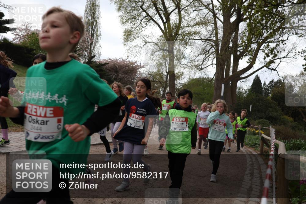 25.04.2026 - Das Zehntel Zöllner http://msf.ph/oto/9582317 25.04.2026 08:45:05 Laufen 2444, 0, 1822, 1384 meine-sportfotos.de