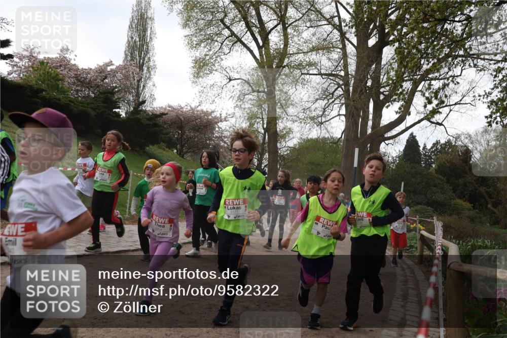 25.04.2026 - Das Zehntel Zöllner http://msf.ph/oto/9582322 25.04.2026 08:45:08 Laufen 3904, 3177, 3171 meine-sportfotos.de