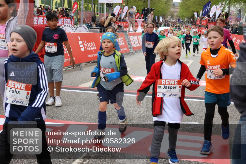25.04.2026 - Das Zehntel Strokosch-Dieckow http://msf.ph/oto/9582326 25.04.2026 09:05:16 Ziel 1392, 2194, 2346, 2427, 2487, 2934, 2997, 3007, 3014, 3024, 3860, 3865, 3881, 3885, 1392, 2194, 2346, 2427, 2487, 2934, 2997, 3007, 3014, 3024, 3860, 3865, 3881, 3885 meine-sportfotos.de