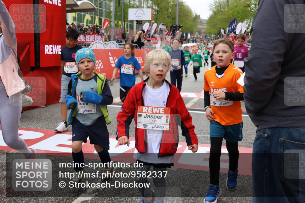 25.04.2026 - Das Zehntel Strokosch-Dieckow http://msf.ph/oto/9582337 25.04.2026 09:05:16 Ziel 1392, 2194, 2346, 2427, 2487, 2934, 2997, 3007, 3014, 3024, 3860, 3865, 3881, 3885, 1392, 2194, 2346, 2427, 2487, 2934, 2997, 3007, 3014, 3024, 3860, 3865, 3881, 3885 meine-sportfotos.de