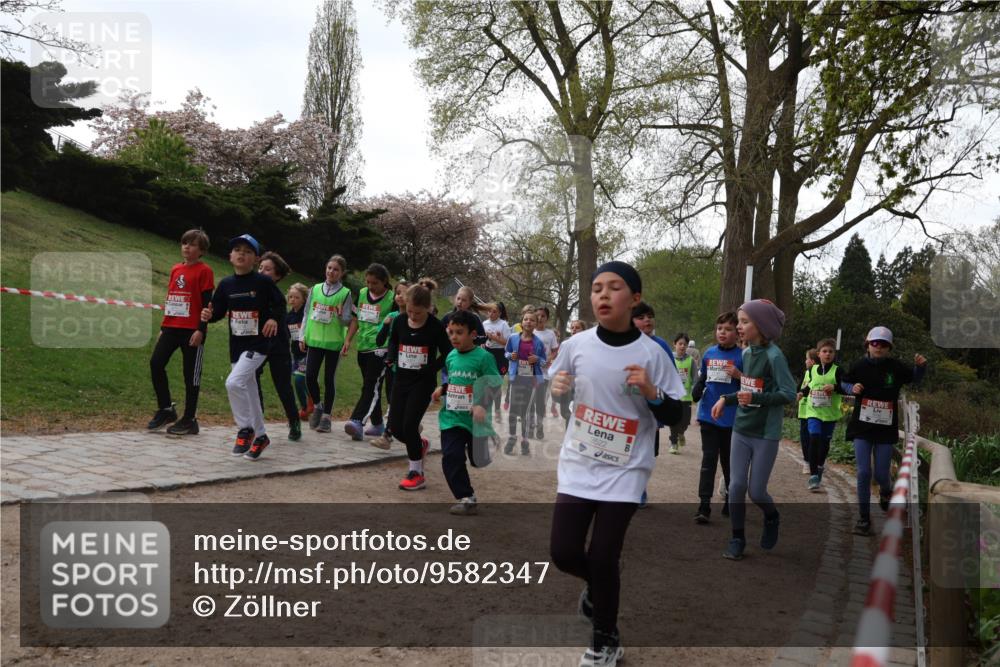 25.04.2026 - Das Zehntel Zöllner http://msf.ph/oto/9582347 25.04.2026 08:45:16 Laufen 44442, 3522 meine-sportfotos.de