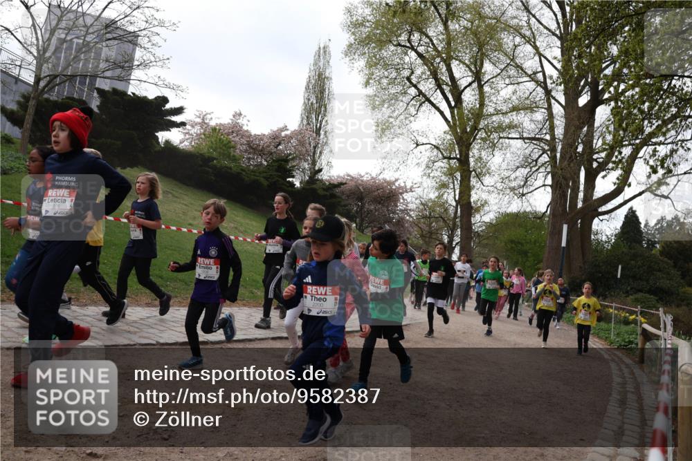 25.04.2026 - Das Zehntel Zöllner http://msf.ph/oto/9582387 25.04.2026 08:45:28 Laufen 2200 meine-sportfotos.de
