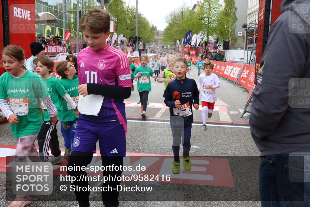 25.04.2026 - Das Zehntel Strokosch-Dieckow http://msf.ph/oto/9582416 25.04.2026 09:05:21 Ziel 1392, 1809, 2194, 2346, 2358, 2362, 2370, 2381, 2430, 2431, 2893, 2934, 3014, 3024, 3162, 3364, 3389, 3733, 1392, 1809, 2194, 2346, 2358, 2362, 2370, 2381, 2430, 2431, 2893, 2934, 3014, 3024, 3162, 3364, 3389, 3733 meine-sportfotos.de