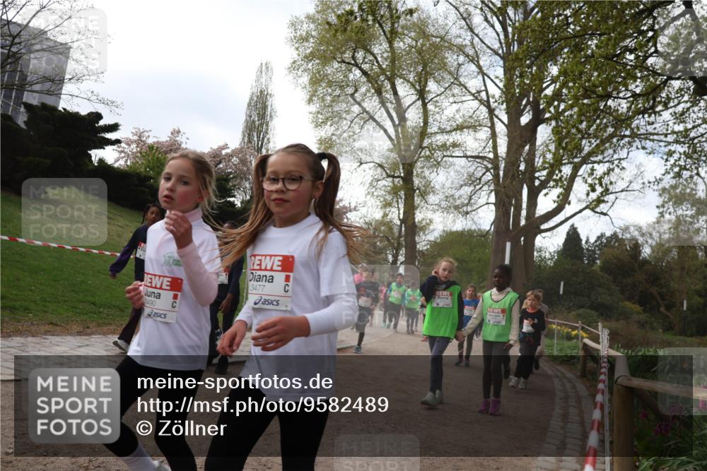 25.04.2026 - Das Zehntel Zöllner http://msf.ph/oto/9582489 25.04.2026 08:46:12 Laufen 8490, 3477 meine-sportfotos.de