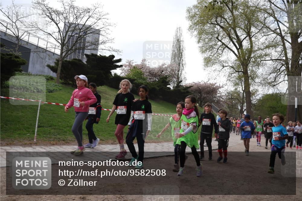 25.04.2026 - Das Zehntel Zöllner http://msf.ph/oto/9582508 25.04.2026 08:46:21 Laufen  meine-sportfotos.de