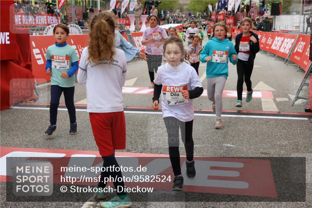 25.04.2026 - Das Zehntel Strokosch-Dieckow http://msf.ph/oto/9582524 25.04.2026 09:05:26 Ziel 1497, 1785, 1809, 1960, 1980, 1982, 2358, 2362, 2430, 2431, 2804, 2893, 3162, 3364, 3389, 3671, 3680, 3733, 1497, 1785, 1809, 1960, 1980, 1982, 2358, 2362, 2430, 2431, 2804, 2893, 3162, 3364, 3389, 3671, 3680, 3733 meine-sportfotos.de