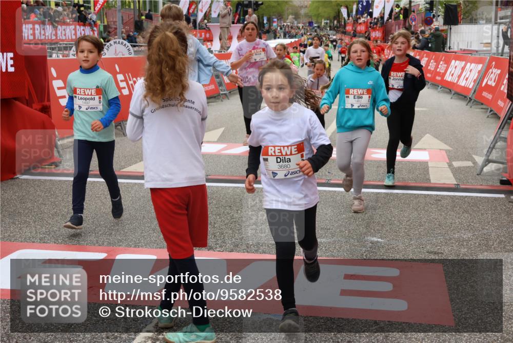 25.04.2026 - Das Zehntel Strokosch-Dieckow http://msf.ph/oto/9582538 25.04.2026 09:05:26 Ziel 1497, 1785, 1809, 1960, 1980, 1982, 2358, 2362, 2430, 2431, 2804, 2893, 3162, 3364, 3389, 3671, 3680, 3733, 1497, 1785, 1809, 1960, 1980, 1982, 2358, 2362, 2430, 2431, 2804, 2893, 3162, 3364, 3389, 3671, 3680, 3733 meine-sportfotos.de