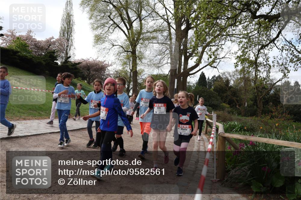 25.04.2026 - Das Zehntel Zöllner http://msf.ph/oto/9582561 25.04.2026 08:46:47 Laufen 1958 meine-sportfotos.de