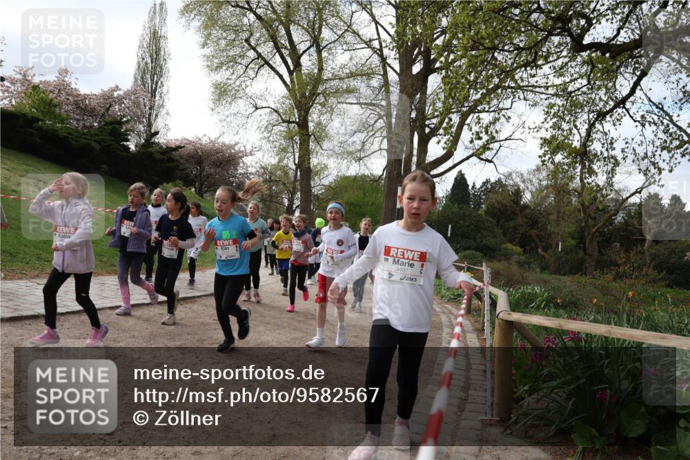 25.04.2026 - Das Zehntel Zöllner http://msf.ph/oto/9582567 25.04.2026 08:46:49 Laufen 3497 meine-sportfotos.de